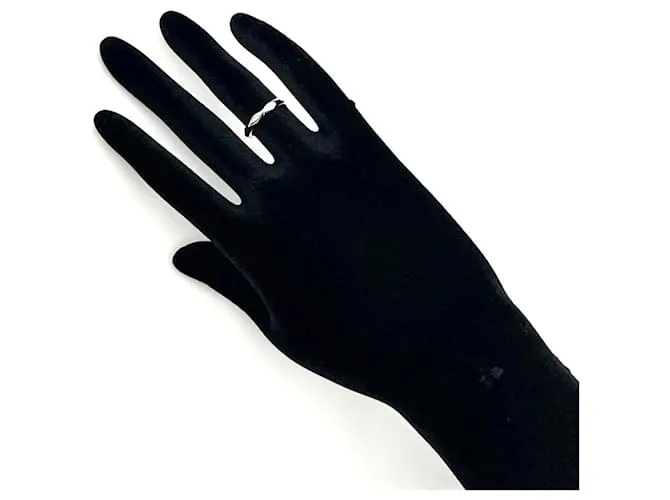Anillo de banda de platino facetado para mujer Boucheron 